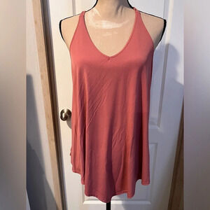 Picky girl rose pink tank top size unknown tag is faded. Posting measurements.